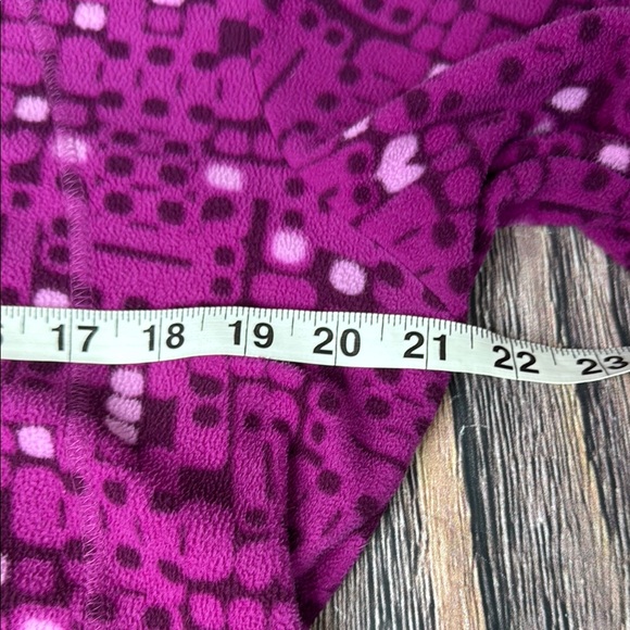 Purple/ Pink Geometric Fleece Women's Top - Picture 7 of 9